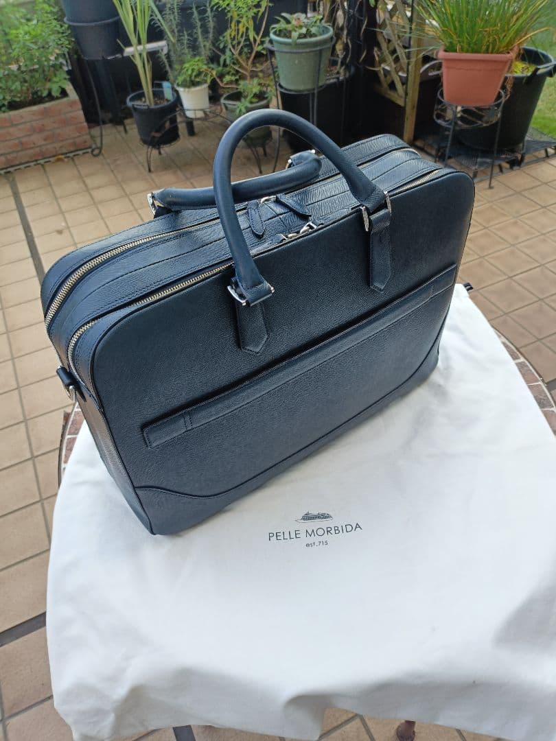 ペッレモルビダ　ブリーフバック　2室タイプ　ネイビー