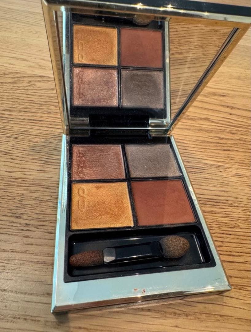 年末値下げSUQQU等アイシャドウ全部まとめて＊必ずコメントお願いします＊