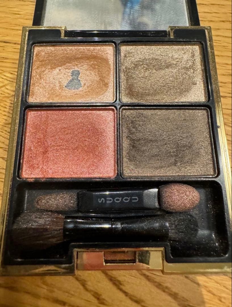 年末値下げSUQQU等アイシャドウ全部まとめて＊必ずコメントお願いします＊