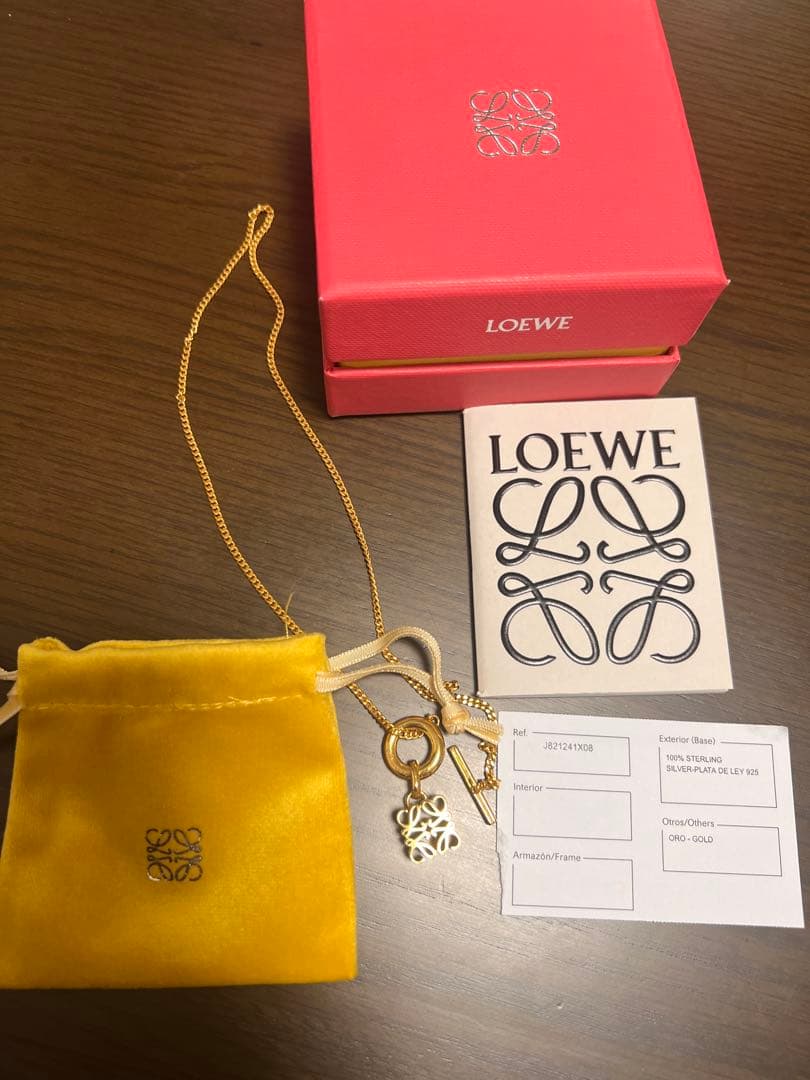 定価10万K24G仕上げほぼ新品LOEWEロエベアナグラムペンダントネックレス