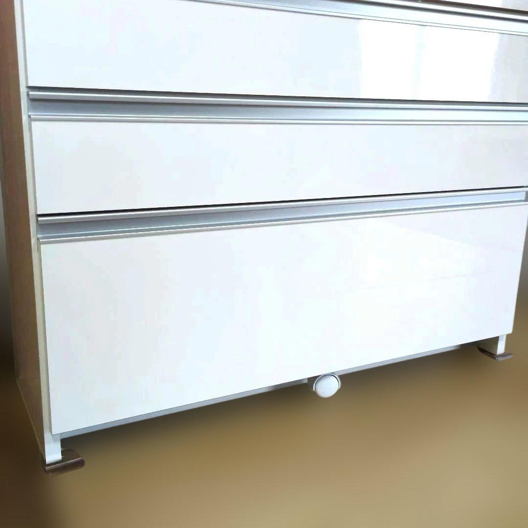 キッチンカウンター 薄型 天板ステンレス鏡面仕上げ