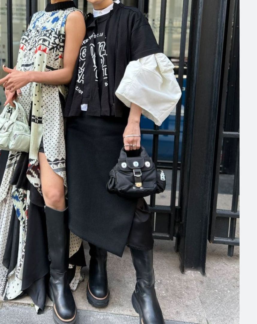 sacai フリンジデザイン ブラックTシャツ