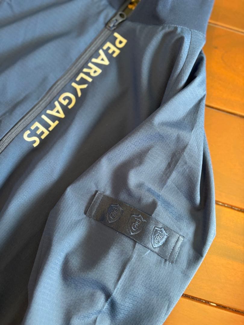 パーリーゲイツ　防風ブルゾン