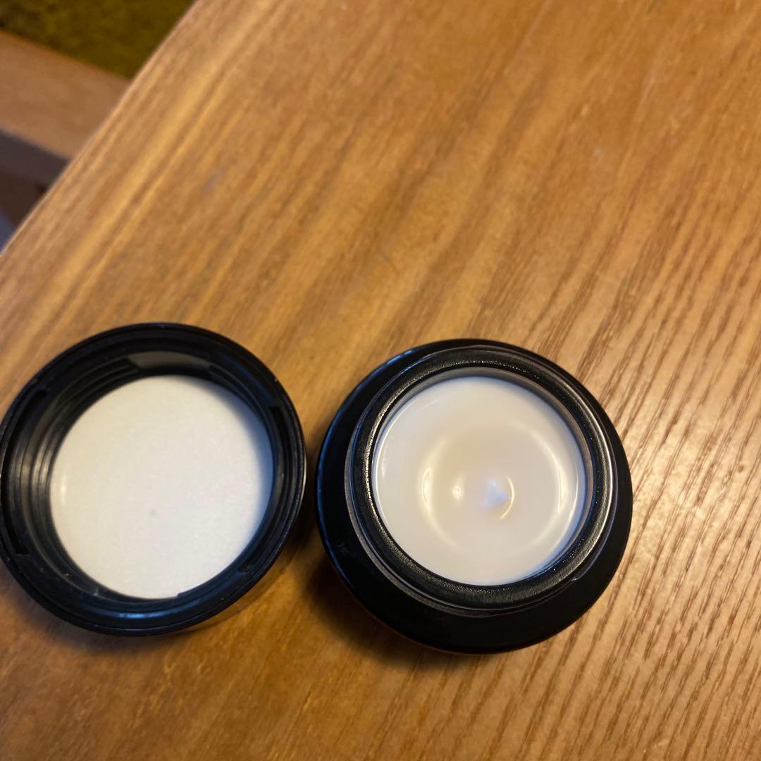 新品　SUQQU スック　ヴィアルムザスムージングクリーム15g アイクリーム