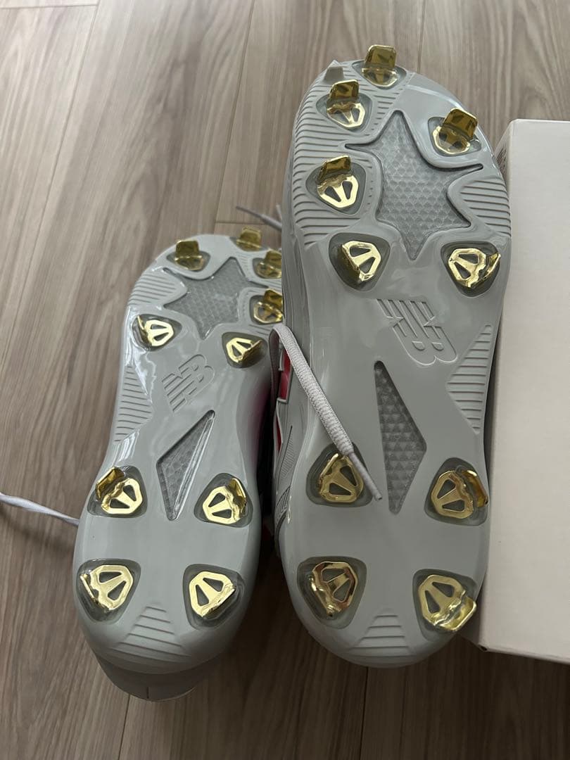 大谷翔平　母の日モデル　New Balance スパイクシューズ グレー/ピンク