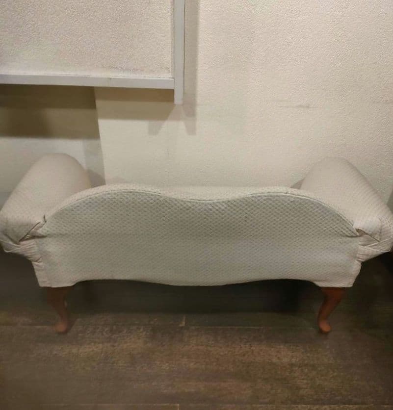 ドリーム様　アンティーク2人掛け ソファ アイボリー