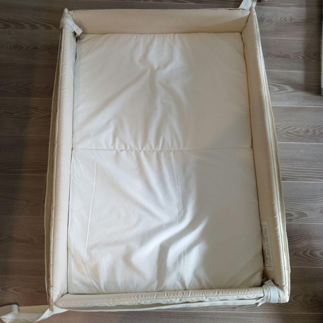 Aprica　 ココネル エアープラス ポータブル　ベージュ　マットシーツ付き