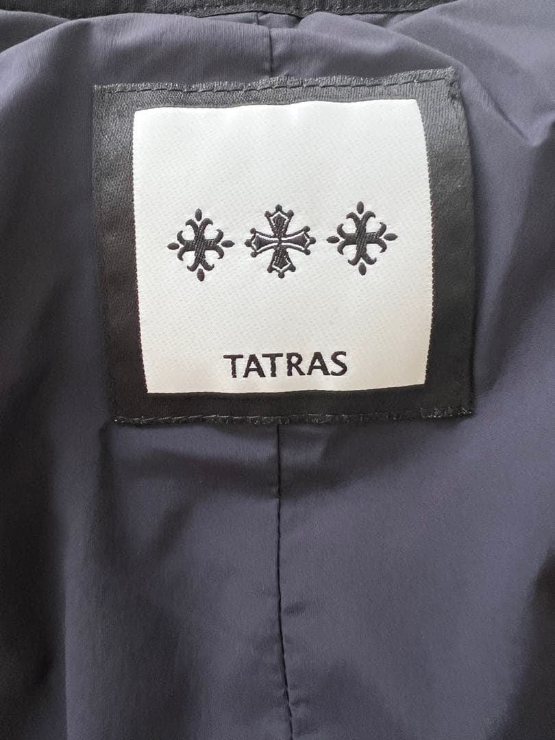 タトラスネイビー ダウンベスト