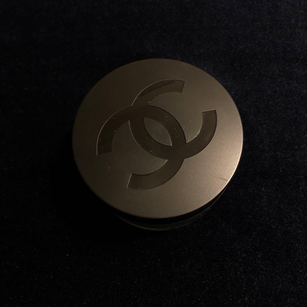 スムース クリーム N°1 ドゥ シャネル