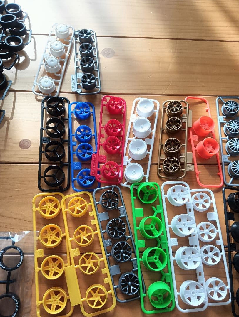 ミニ四駆　ボディ　パーツ　セット ジャンク　未使用多数　タミヤ　ホイール　タイヤ