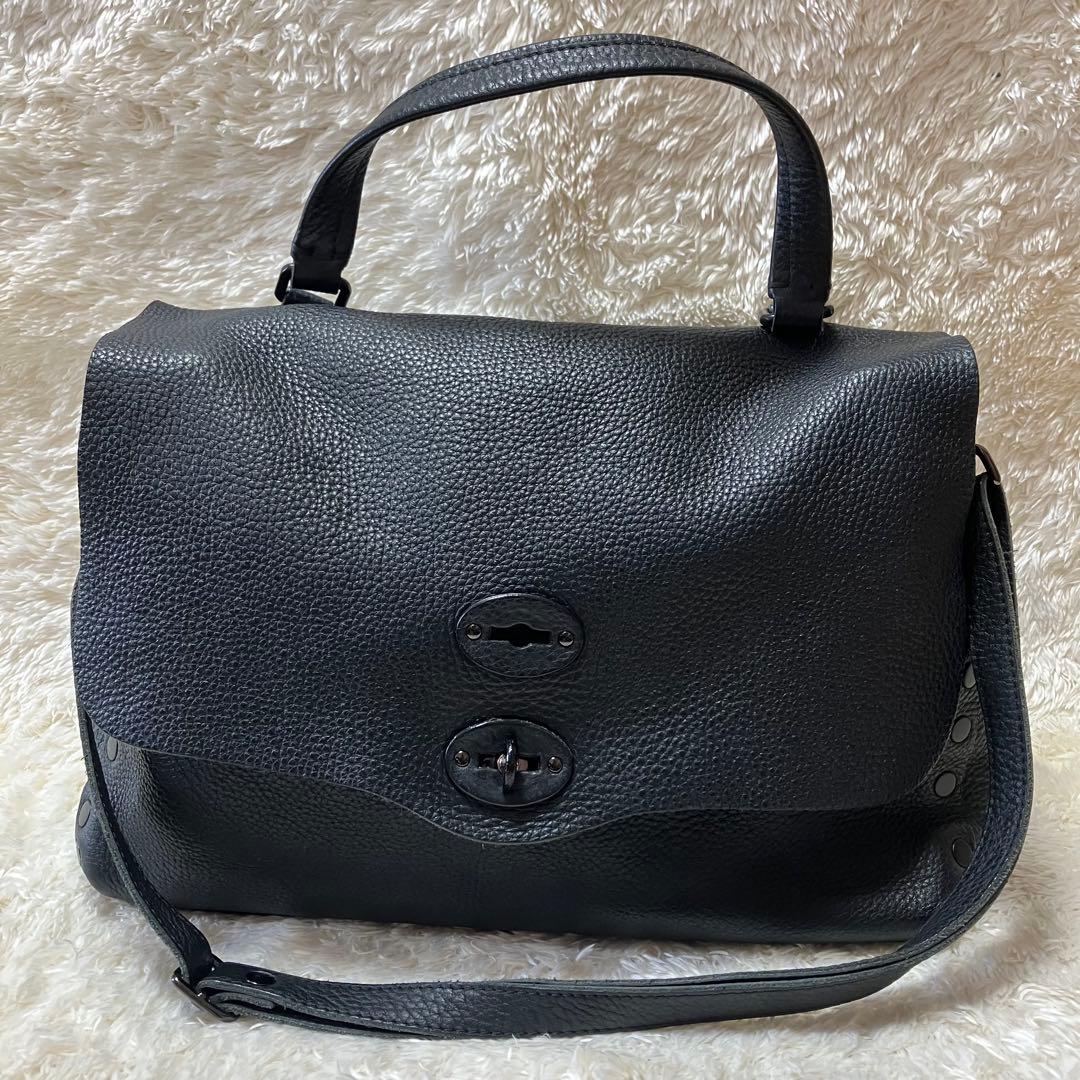 マンゴー様ザネラート　ポスティーナ M カシミアプーラ　ショルダーバッグ