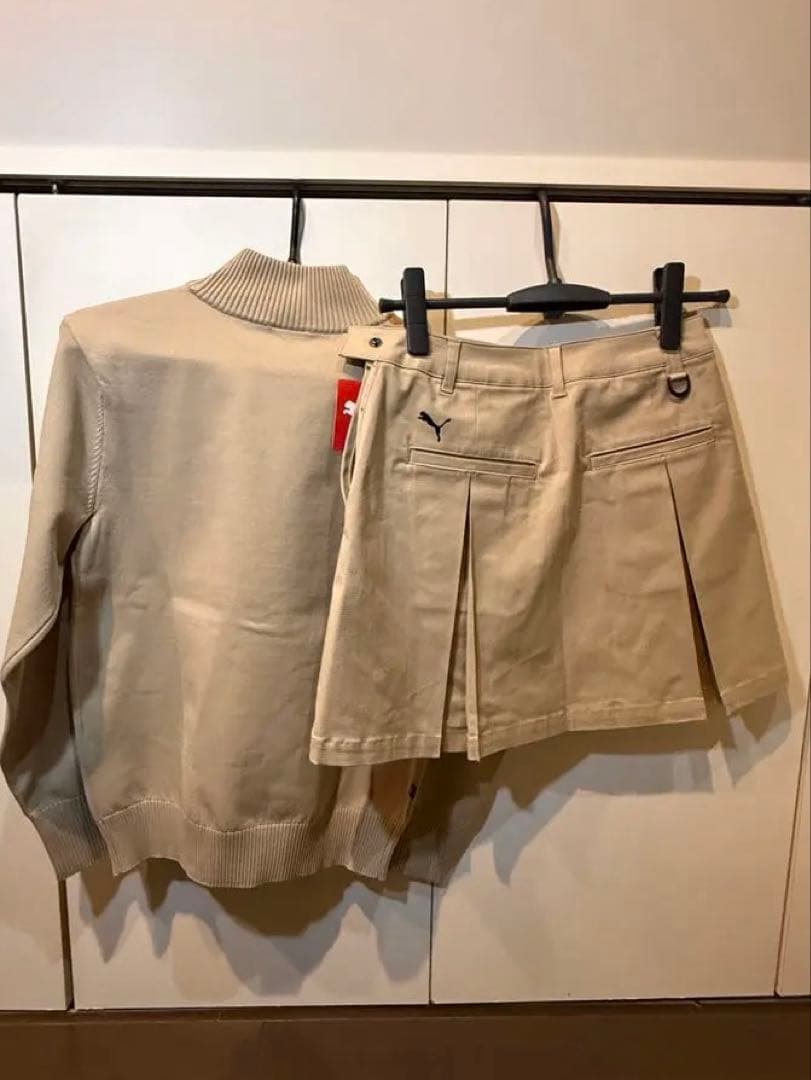 お値下げ　新品　PUMA ベージュセット　S