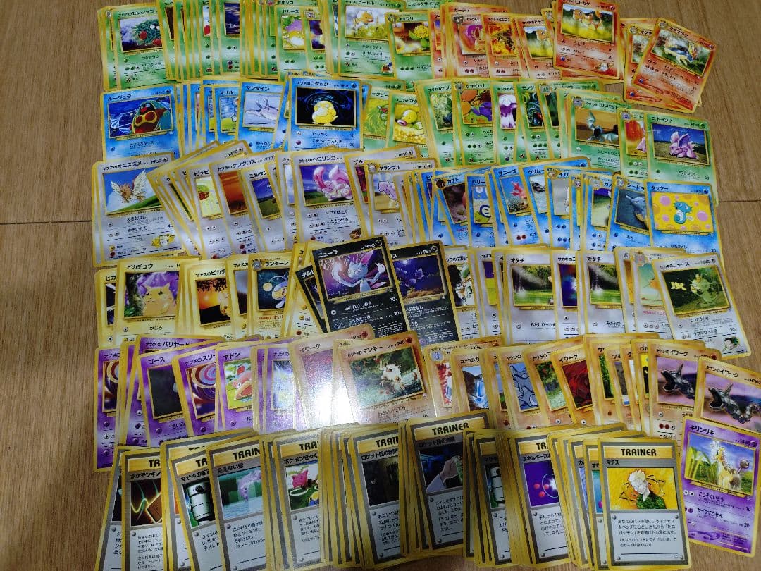 価格交渉可能　ポケモンカードとメダルセット大量初期　初版　旧裏　コロコロ限定