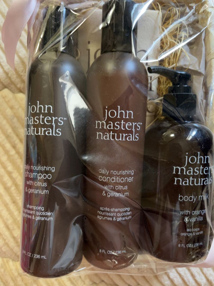 john masters シャンプー・コンディショナーボディーソープセット