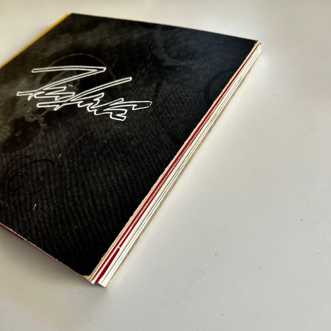 美品 洋書 FUTURA / フューチュラ 2000