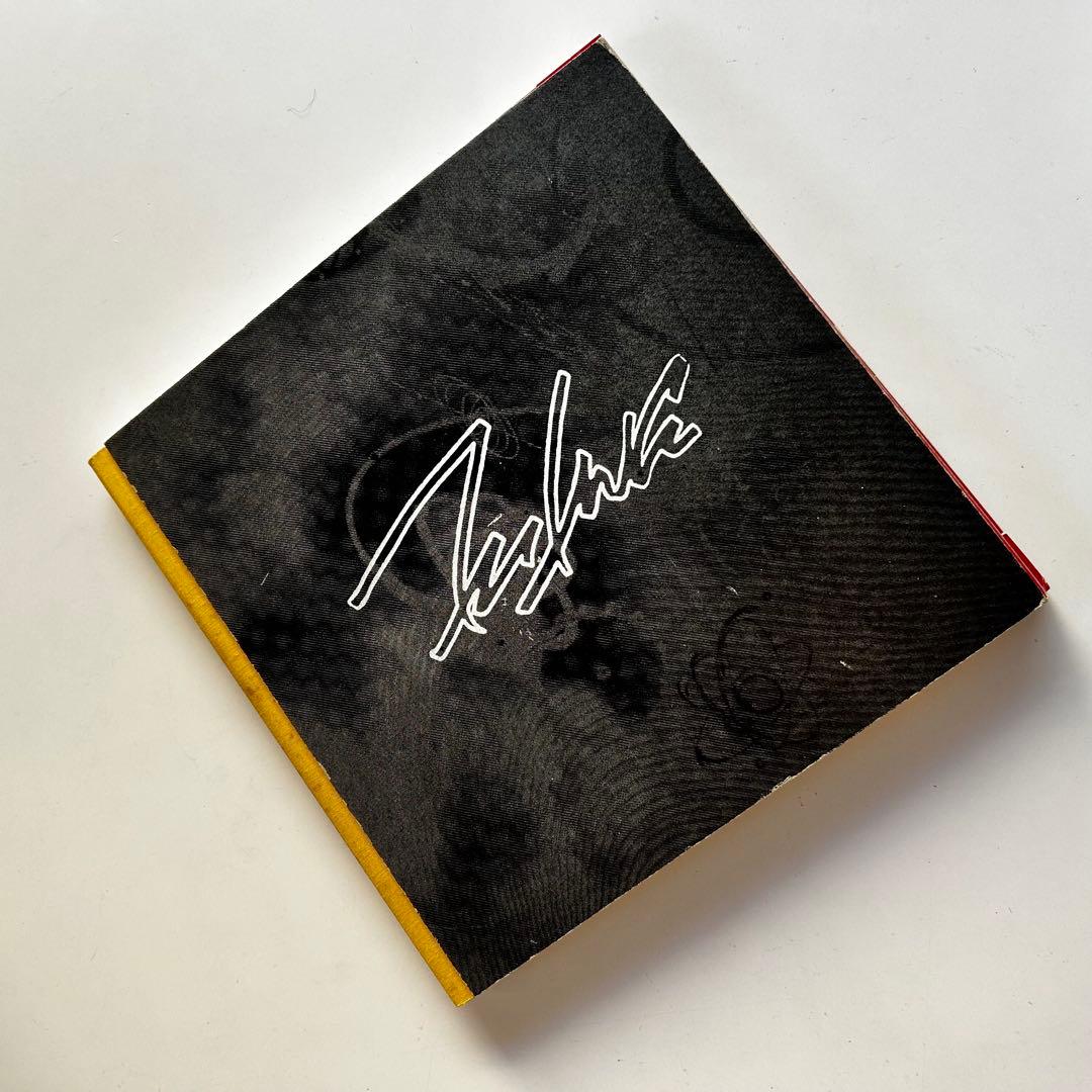 美品 洋書 FUTURA / フューチュラ 2000