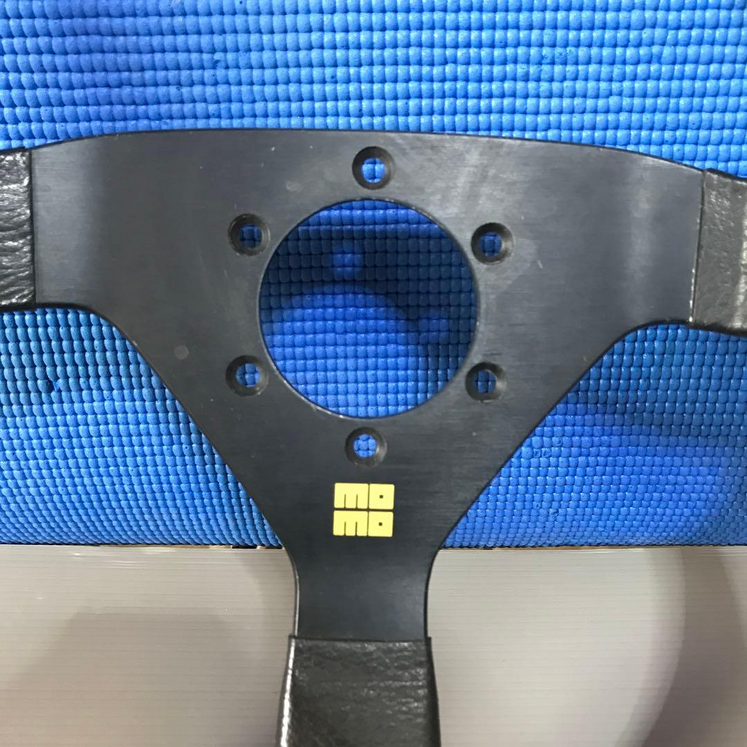momoステアリング　直径35cm ジャンク
