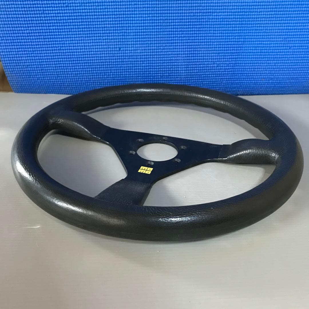 momoステアリング　直径35cm ジャンク
