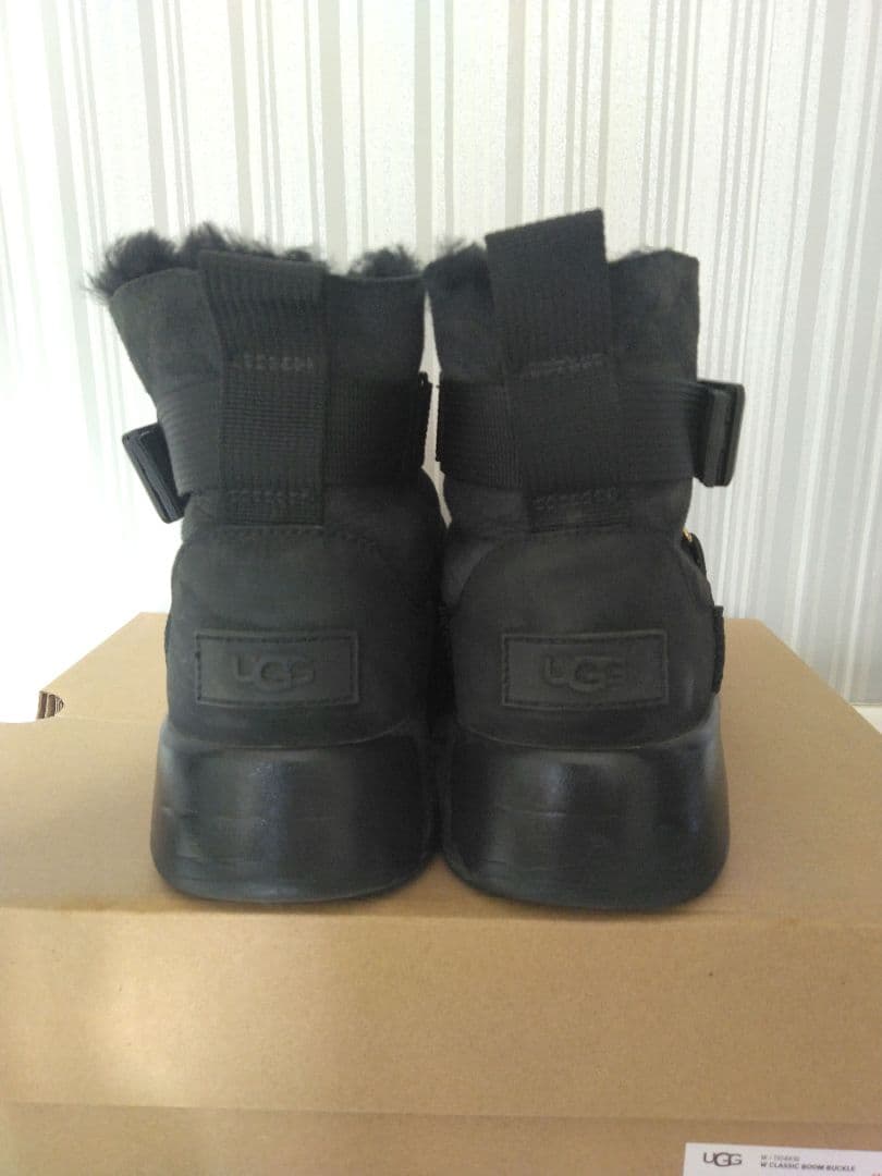UGG W CLASSIC BOOM BUCKLE 24㎝ USA7