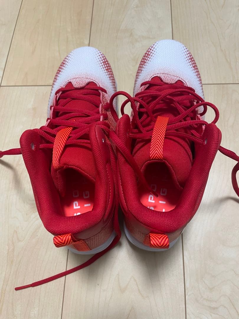 アンダーアーマー　スパイク新品未使用