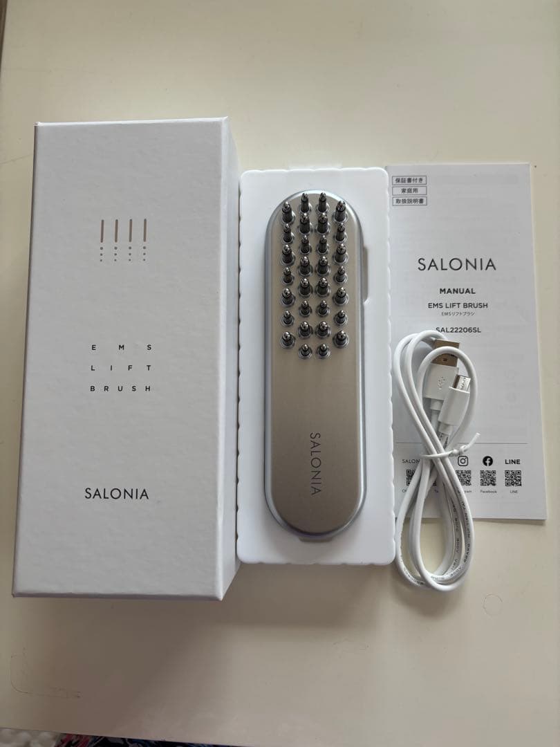 SALONIA 美顔器 EMS リフトアップ