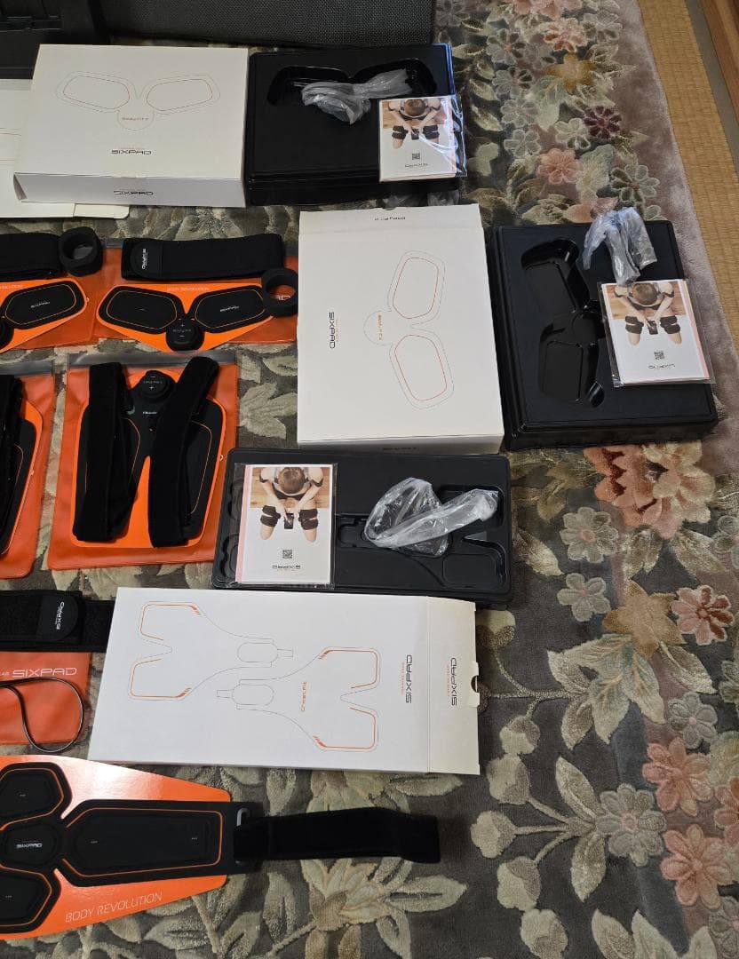 シックスパッド&ジェルパッド　腹　腕　脚