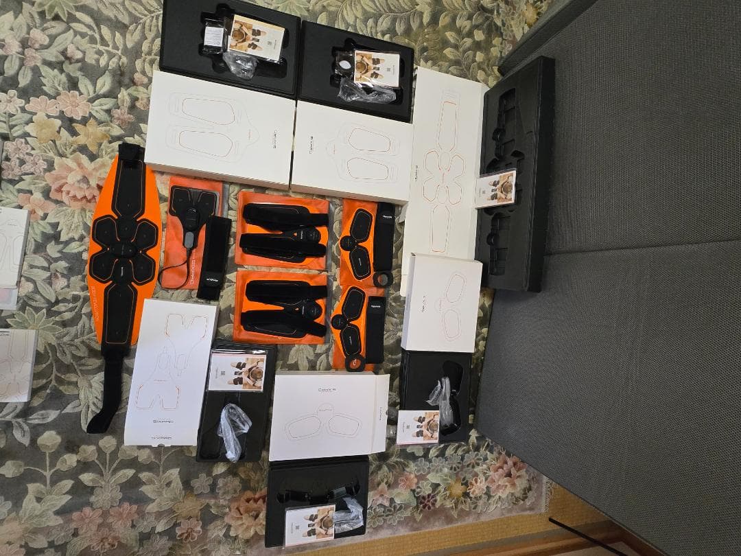 シックスパッド&ジェルパッド　腹　腕　脚