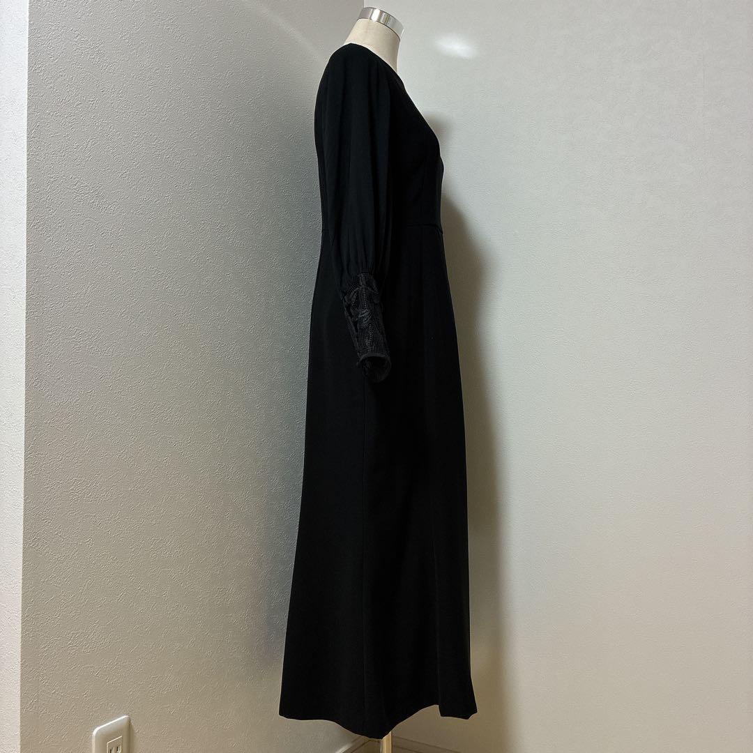 kaeneカエン　ブラック　喪服・慶弔両用　エンブロイダリースリーブ　ドレス