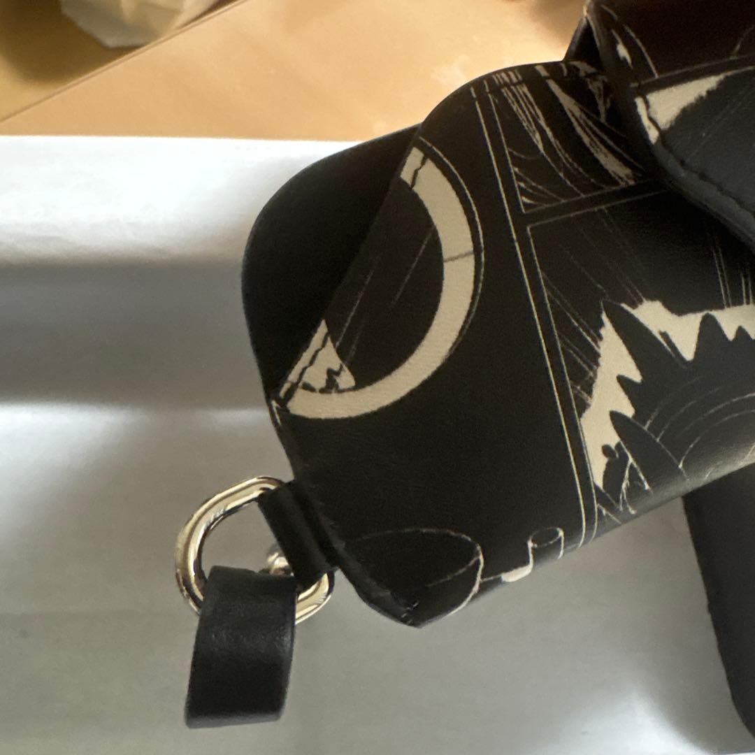 PRADA 18SS コミック柄アイウェアケース メガネケース