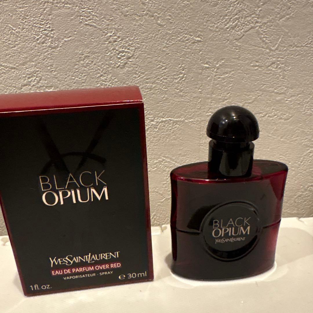 イヴ・サンローラン香水ブラックOP オーデパルファム　オーバーレッド　30ml