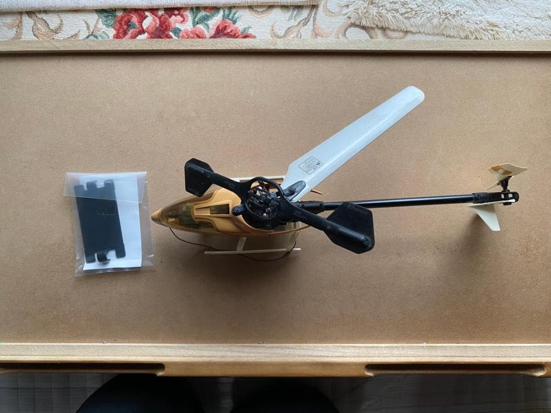 SRB Quark Hirobo ヒロボー、パーツ色々（一応ジャンク扱いで）