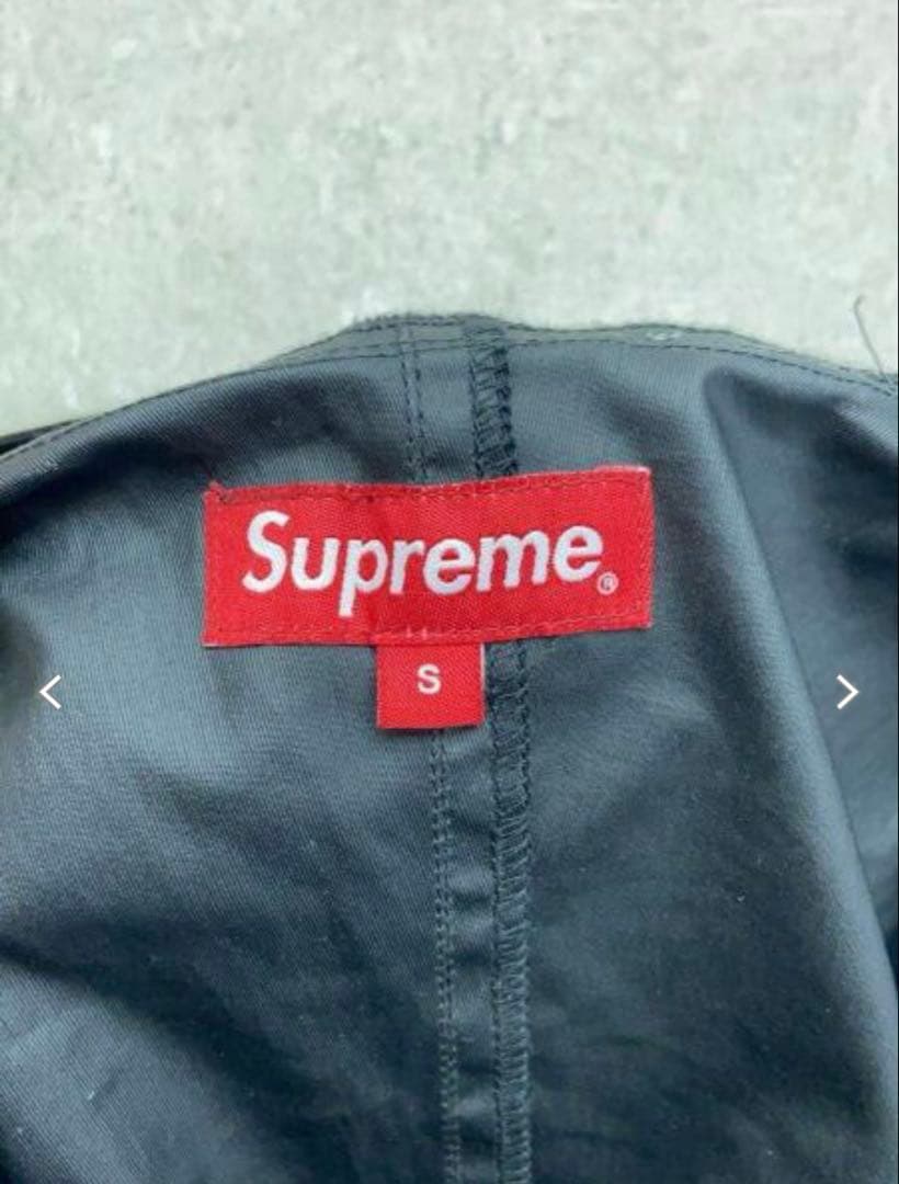 Supreme ブラック ナイロンジャケット