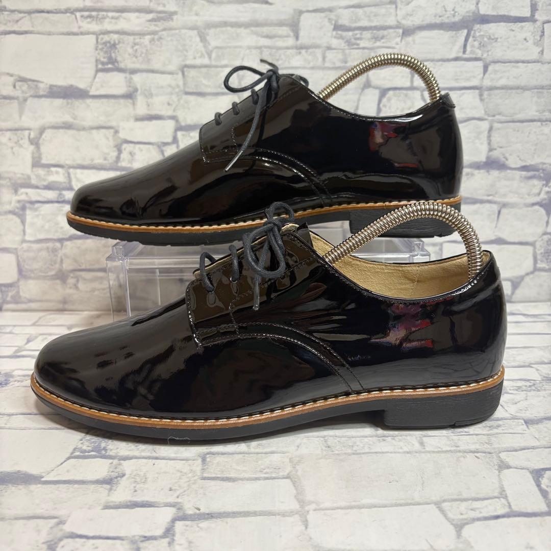 未使用級 asics pedala ペダラ エナメル レザーシューズ 黒