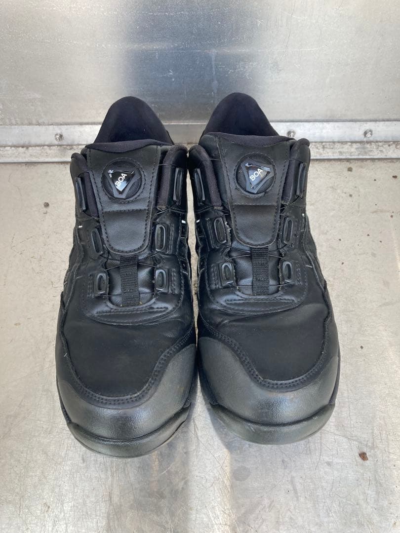 ボアシステム ブラック安全靴