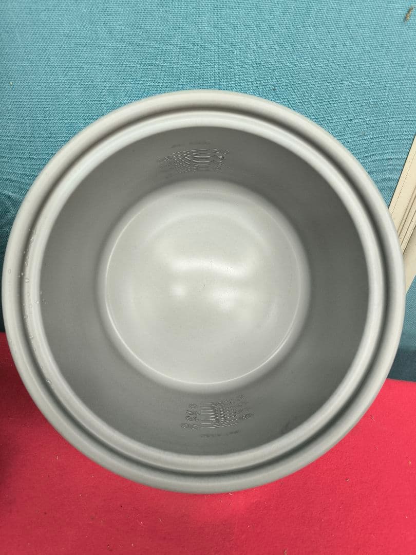 美品　タイガー 業務用炊飯器 2升炊き ステンレスボディ JNO-A360