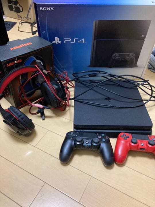 [24時間以内発送] PS4本体　コントローラー2 ヘッドフォンなし