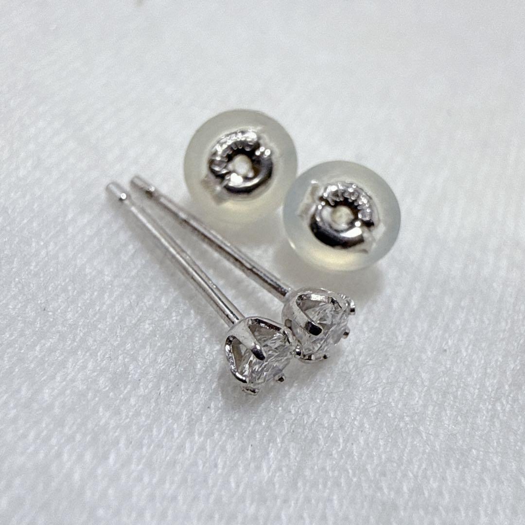 ジュエリーマキ K18WG ダイヤモンド 片方0.05ct 計0.1ct ピアス