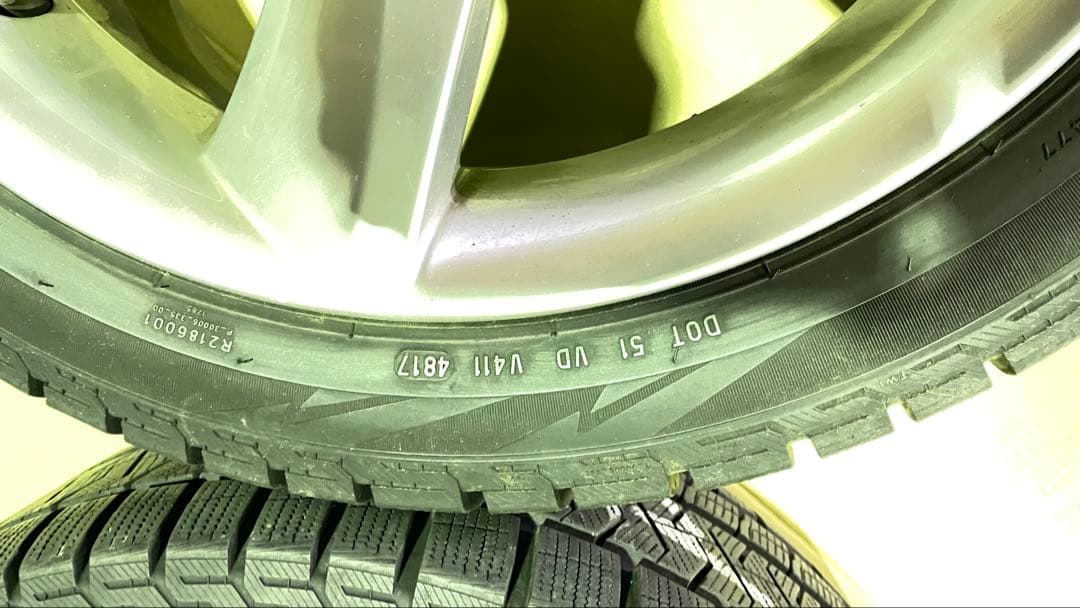 VOLVO 18インチ スタッドレスタイヤセット