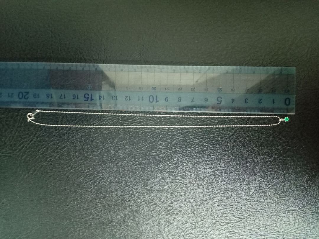 【K18WG】 エメラルドボールチェーンネックレス