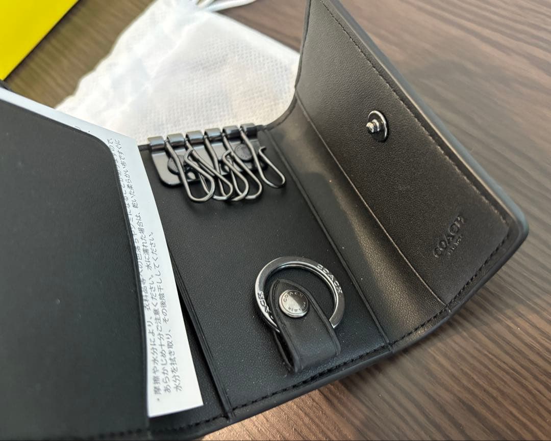 COACH グレー レザー キーケース 新品未使用