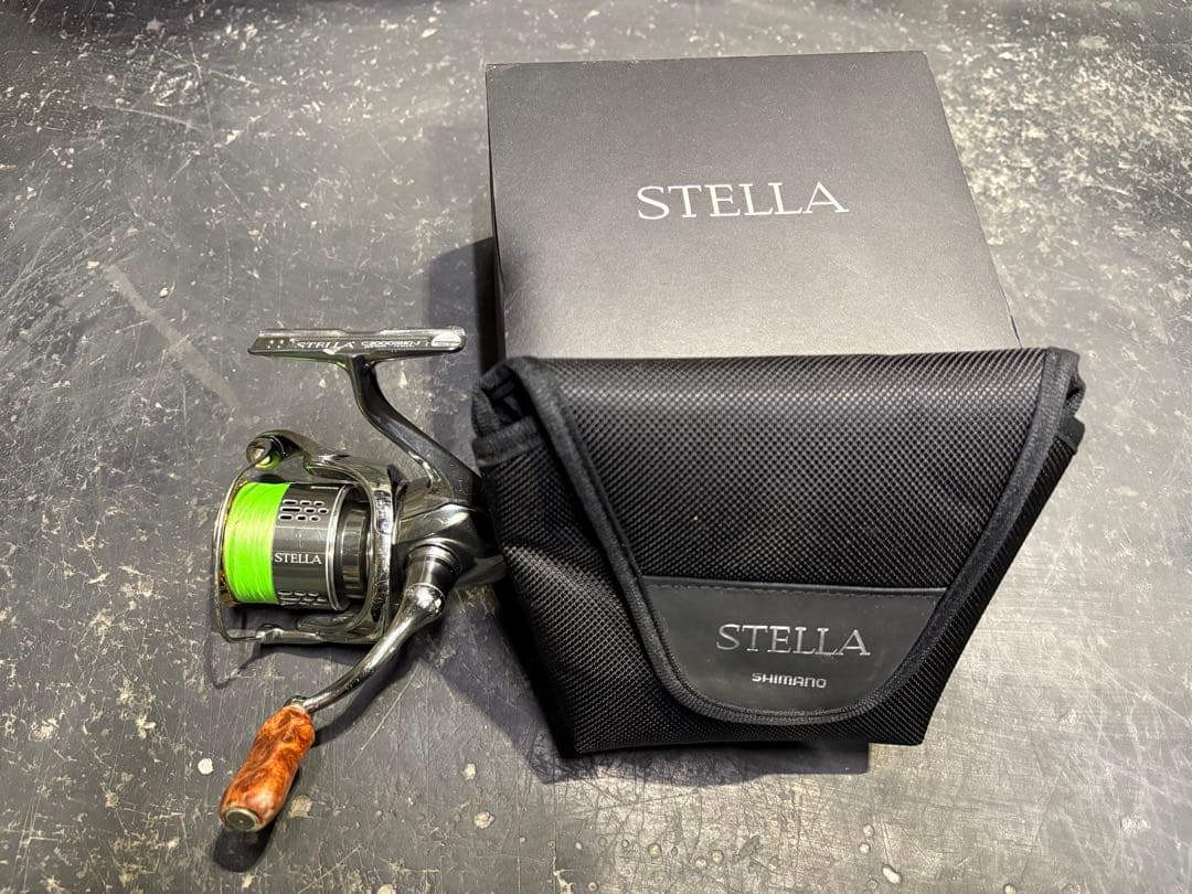 18STELLA C2000SHG スピニングリール