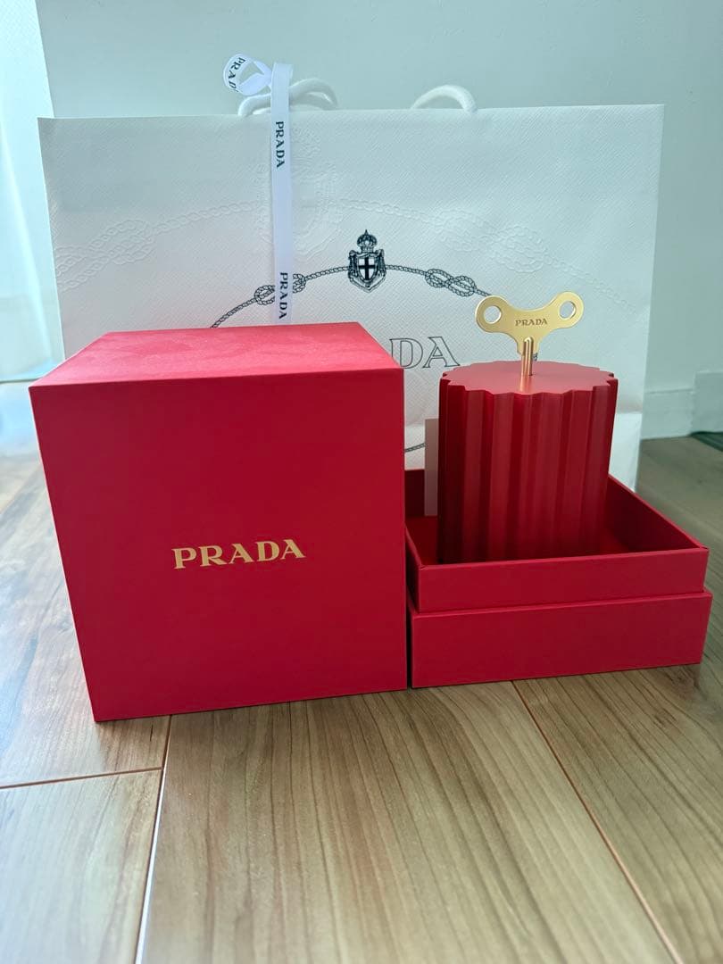 PRADA オルゴール