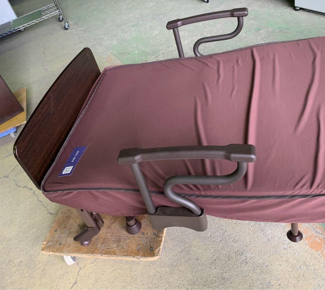 送料込み！ATEX BED 電動リクライニング　折りたたみ　AX-BE723