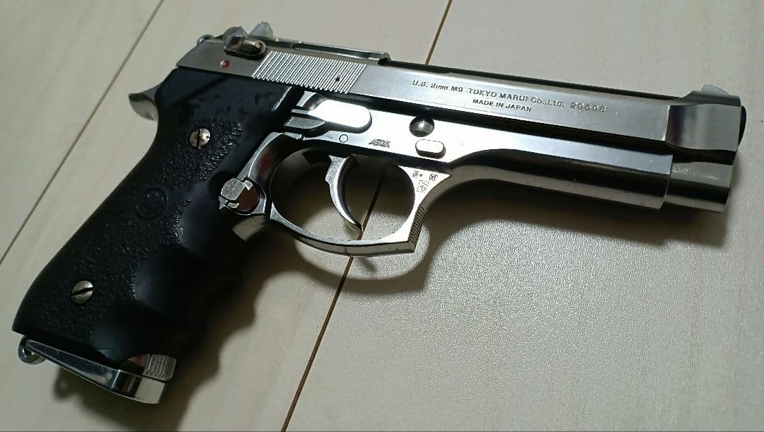 【中古品】東京マルイ 18禁 ガスガン「M92F」シルバーツートンカラー