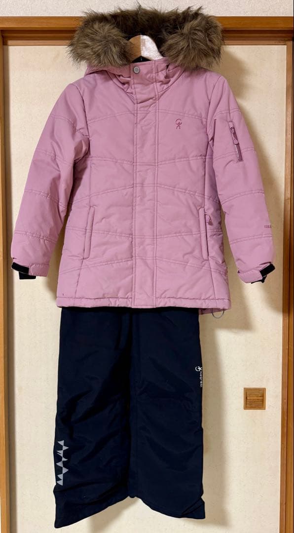 【美品】イスビョン ISBJORN SWEDEN ファー付 スキーウェア 上下