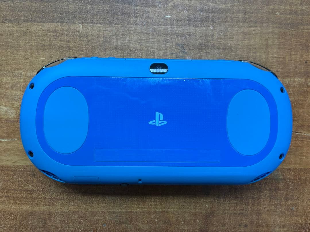 PSVITA PCH-2000 ブルー/ブラック　本体