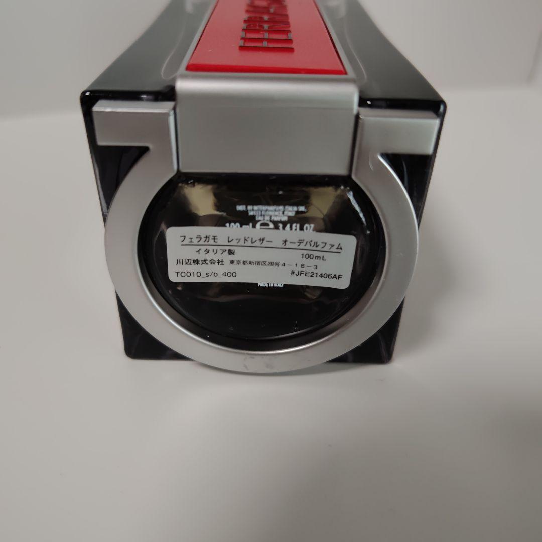 FERRAGAMO レッドレザー　100ml 香水　新品