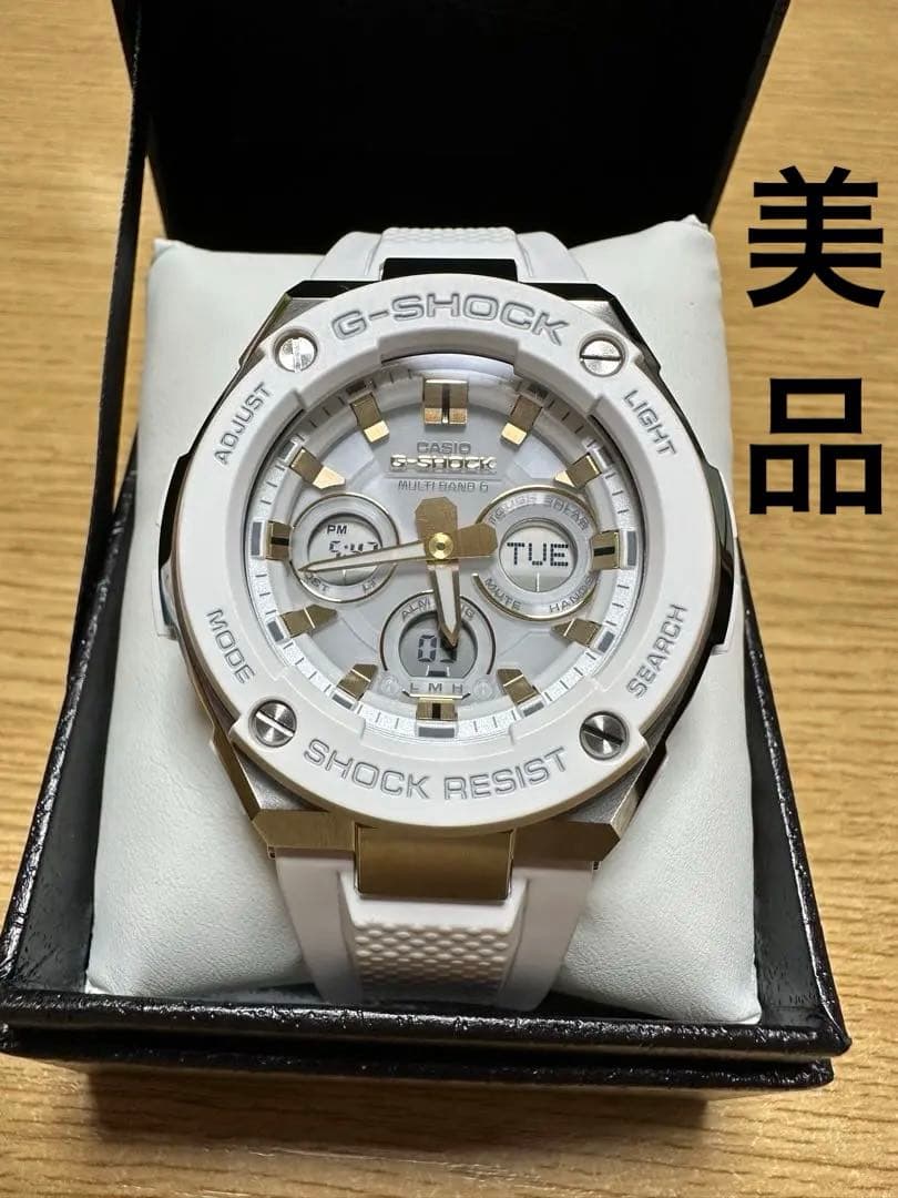 美品 G-SHOCK GST-W300-7AJF G-STEEL 白 電波
