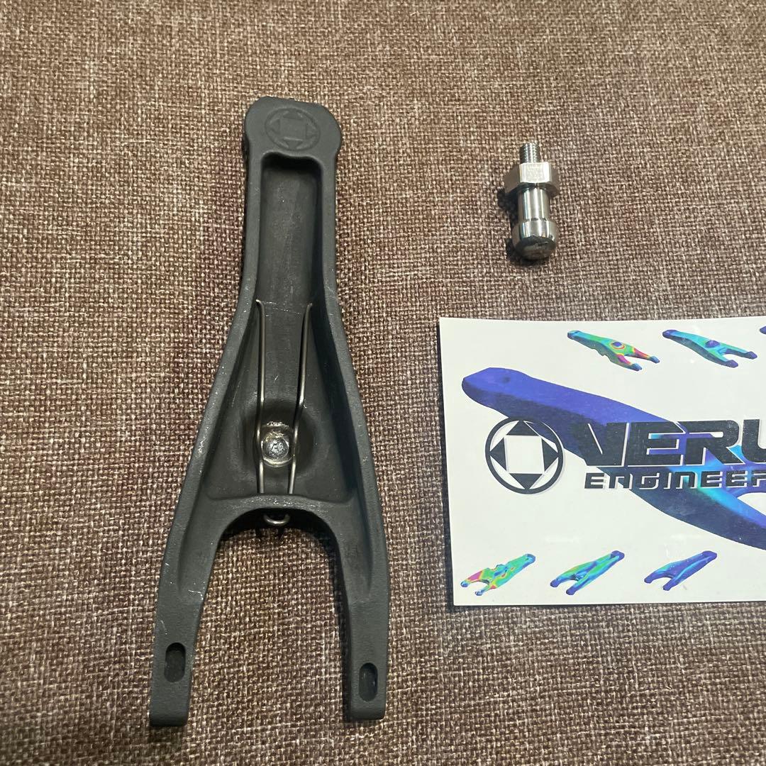 86ZN6VERUS ENGINEERING鍛造強化クラッチフォーク&ピボット