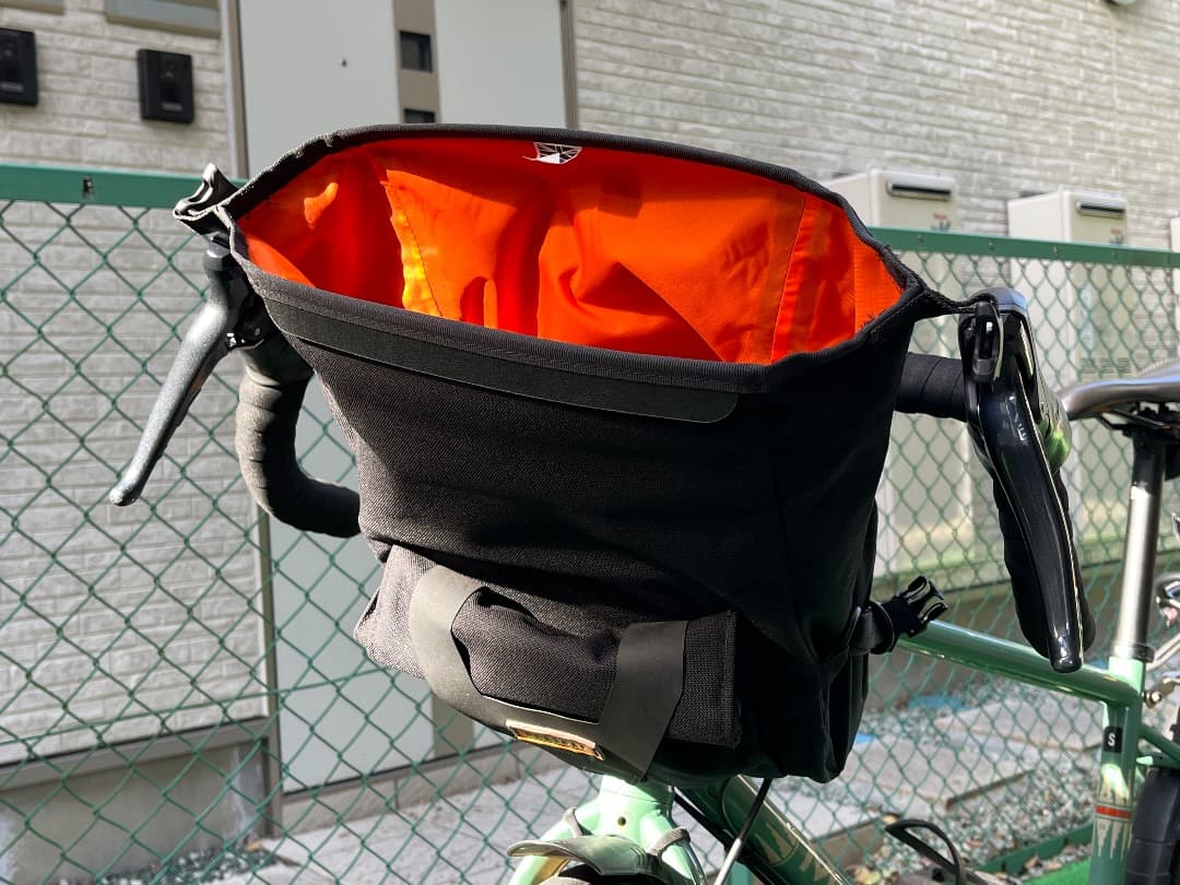 RESTRAP BAR PACK 10L ハンドルバーバッグ